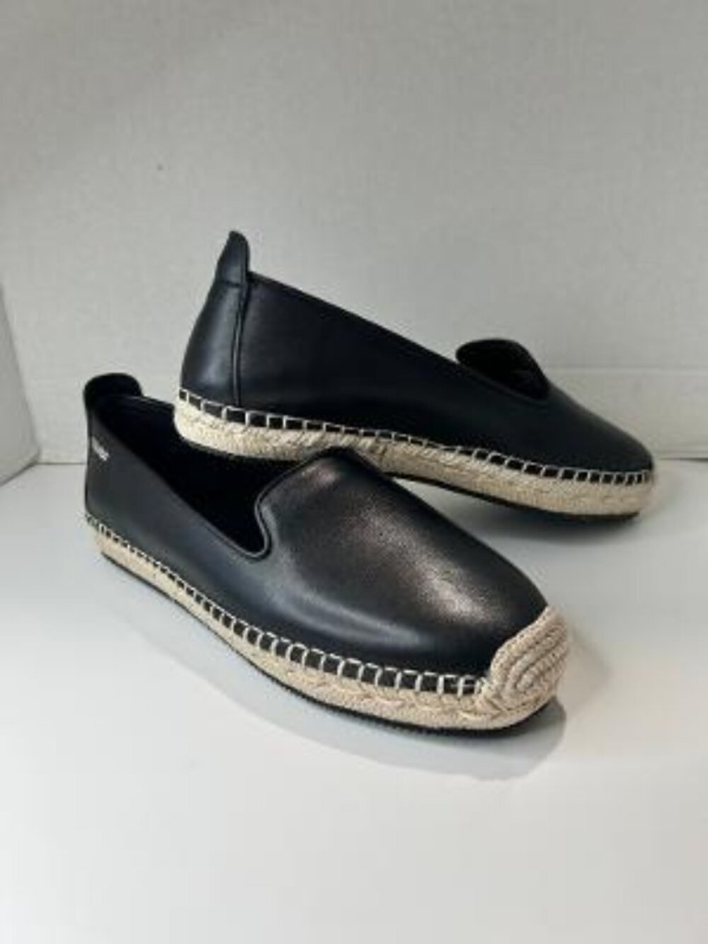 DKNY Women's Mallandra Closed Toe Espadrille Black 8.5 New